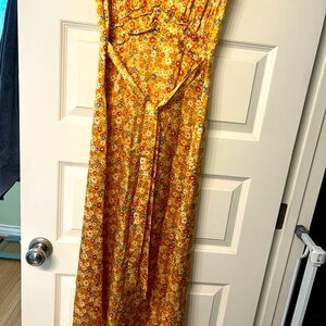 Beautiful Reformation dress